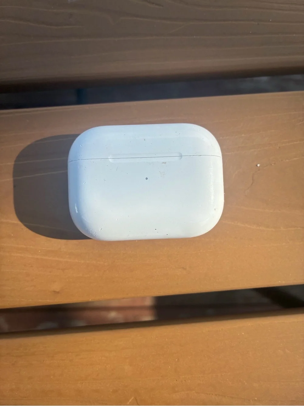 Apple White Wireless Earbuds with Charging Case